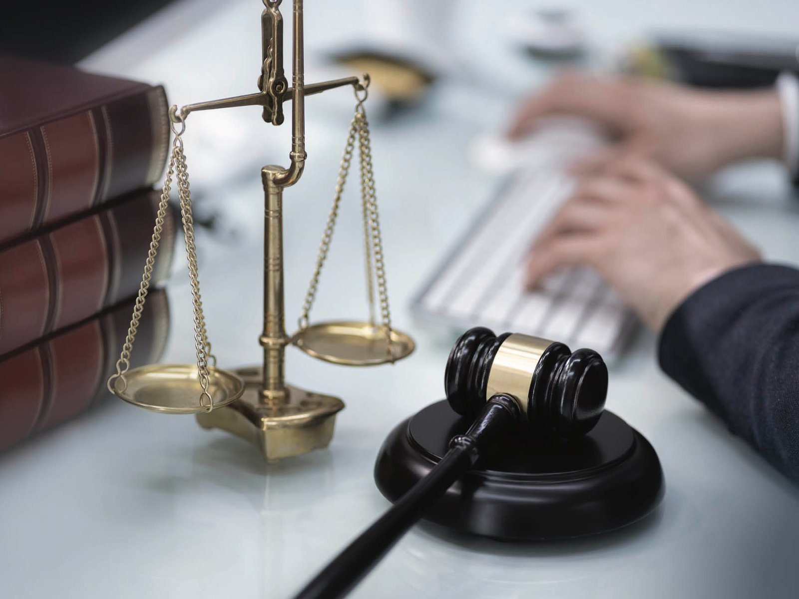 خدماتنا القانونية | يمين للمحاماة والاستشارات القانونية